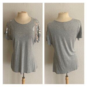 ❤️$5 BUNDLE SALE WAS $23 Kische gray jeweled tee